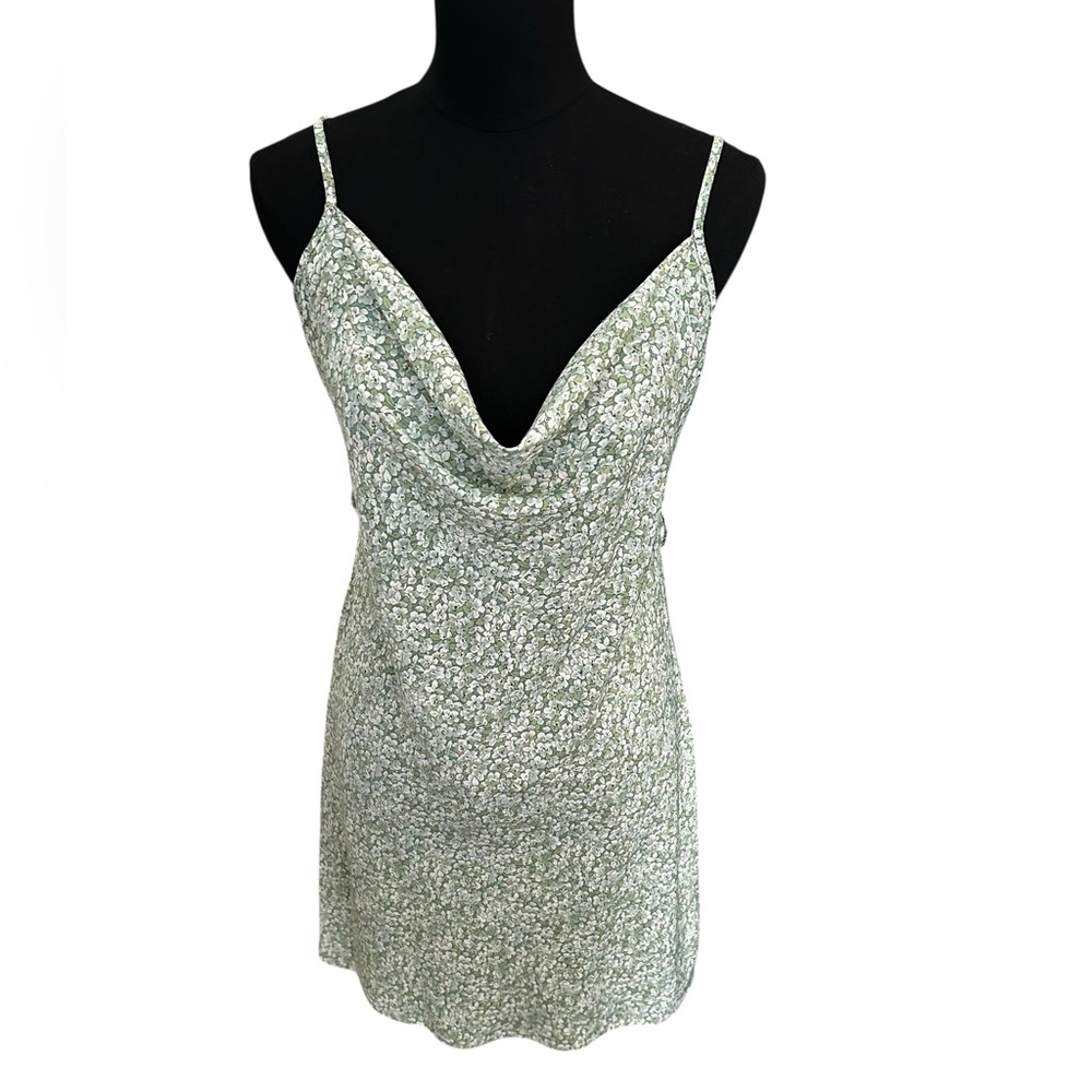 Green Floral Ditsy Print Cowl Neck Spaghetti Strap Mini Dress Size Large